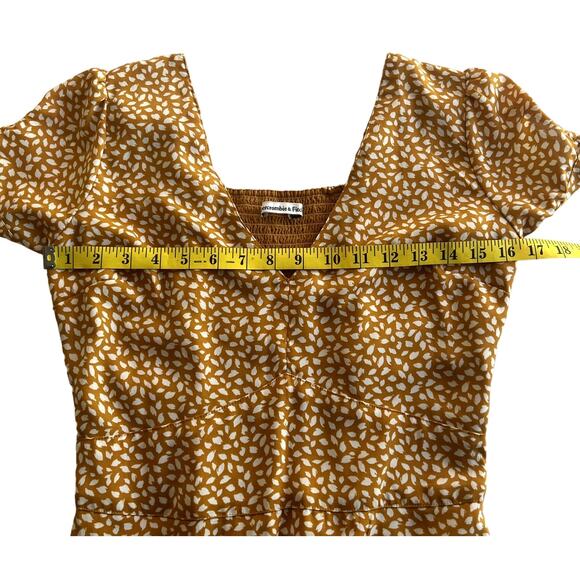 Abercrombie & Fitch Dress Women Size ST Yellow Smoking Pockets Fit & Flare - Picture 6 of 15